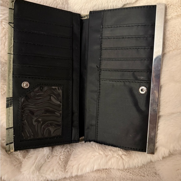 Hot Topic Disney Y2K Jack Skellington “ The Night Before Christmas”, Wallet - Picture 8 of 14